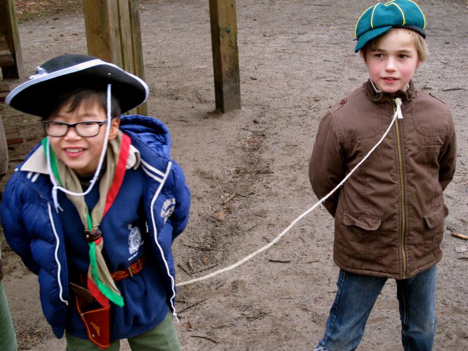 Sint-Martinus den XIIde - CowboySpel Welpen Kiewit 2012